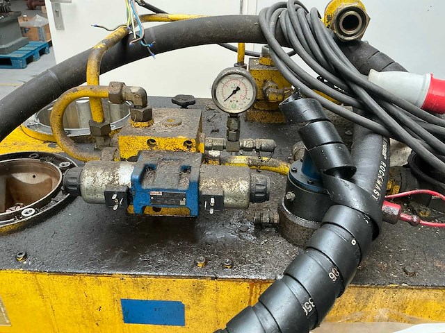 Vermeulen hydraulisch aggregaat - afbeelding 10 van  14