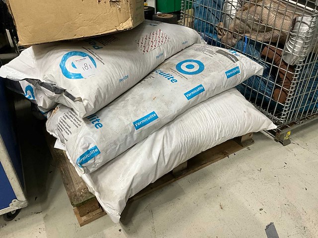 Vermiculite schoorsteen isolatie (5x) - afbeelding 2 van  2