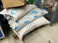 Vermiculite schoorsteen isolatie (5x) - afbeelding 2 van  2