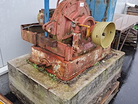 Vermogentester op betonvoet - afbeelding 3 van  8