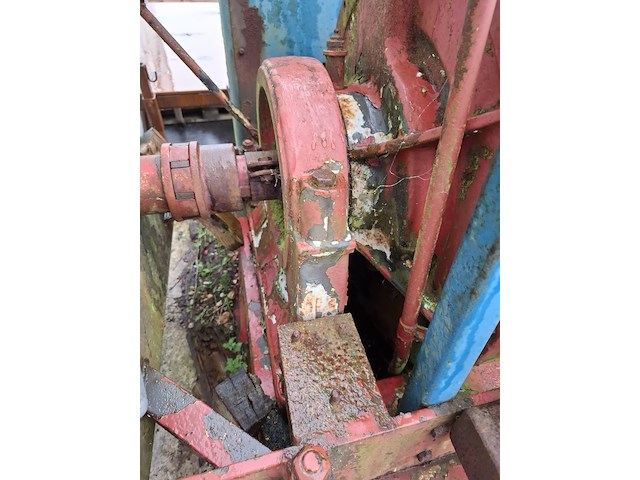 Vermogentester op betonvoet - afbeelding 6 van  8