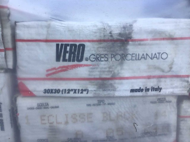 Vero - dropzwart - 30x30 - 31,5m2 - wandtegel - afbeelding 6 van  6