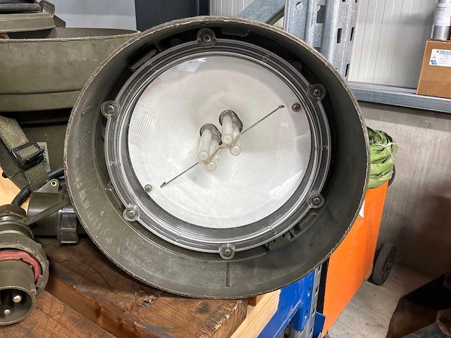 Verolme mx 6773 bouwlamp (8x) - afbeelding 2 van  8