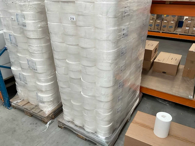 Verpakking á 6 stuks jumborol mini 2-laags toiletrol (48x) - afbeelding 3 van  4