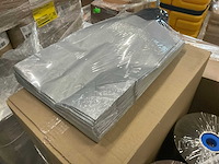 Verpakkingpapier op rol, zakken - afbeelding 8 van  9