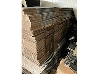 Verpakkingsdoos 280x280x330mm diverse opdrukken (240x) - afbeelding 1 van  1
