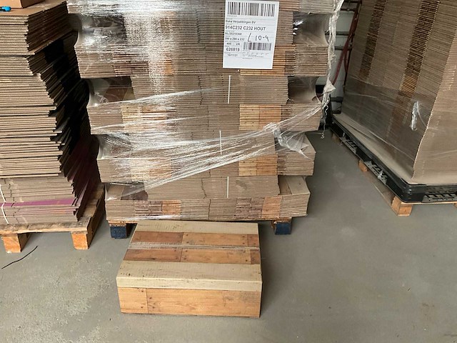 Verpakkingsdoos 390x290x232mm “hout” (495x) - afbeelding 1 van  4