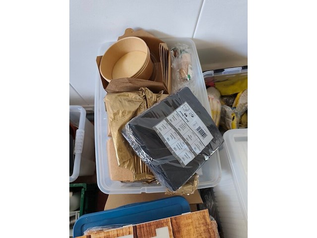 Verpakkingsmateriaal en onderhoudsproducten (9) - afbeelding 17 van  18