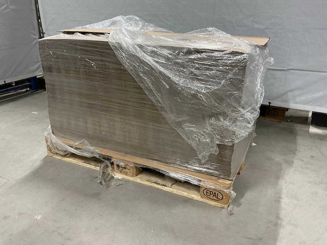 Verpakkingsmateriaal flessen (circa250x) - afbeelding 3 van  5