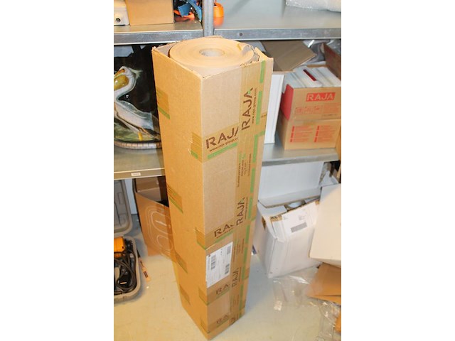 Verpakkingsmaterialen w.o. tape, noppenfolie, zip-zakken en opvulmateriaal. - afbeelding 5 van  7
