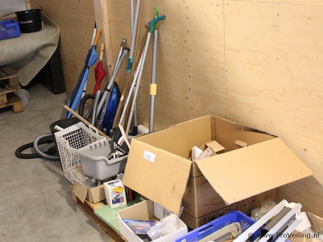 Verrassingspallet - grote gemengde partij diversen - afbeelding 2 van  8