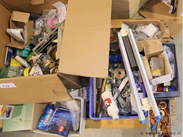 Verrassingspallet - grote gemengde partij diversen - afbeelding 3 van  8