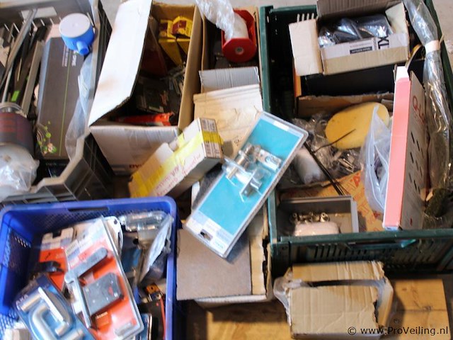 Verrassingspallet - partij beslag, montagemateriaal - afbeelding 8 van  8