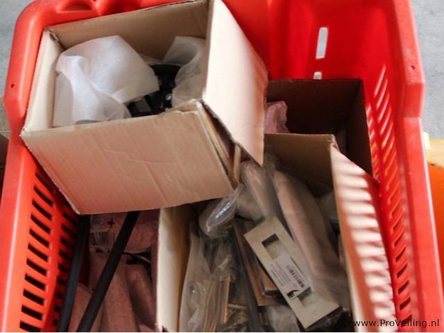 Verrassingspallet - partij design meubelbeslag etc. - afbeelding 3 van  5