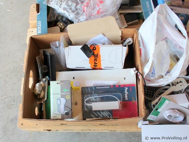 Verrassingspallet - partij elektra en diversen - afbeelding 10 van  16