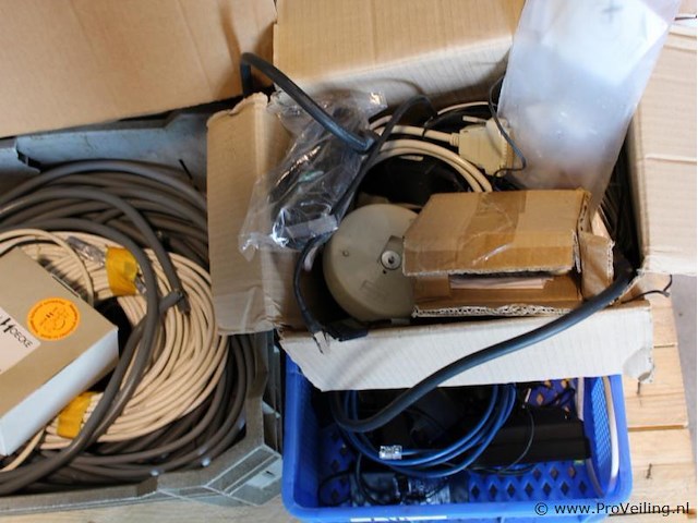 Verrassingspallet - partij elektra materiaal - afbeelding 4 van  6