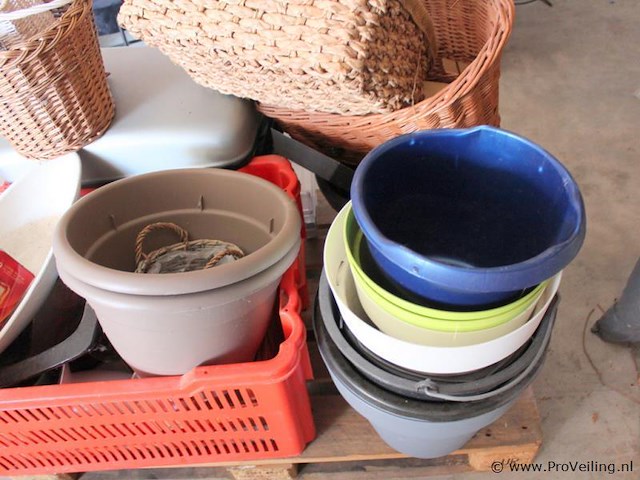 Verrassingspallet - partij huishoudelijke artikelen - afbeelding 3 van  6