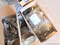 Verrassingspallet - partij keukenmaterialen en meubelbeslag - afbeelding 5 van  8