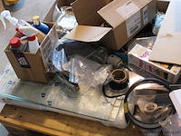 Verrassingspallet - partij keukenmaterialen en meubelbeslag - afbeelding 8 van  8