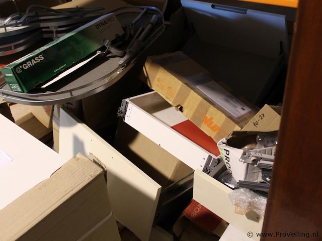 Verrassingspallet - partij keukenmaterialen - afbeelding 5 van  7