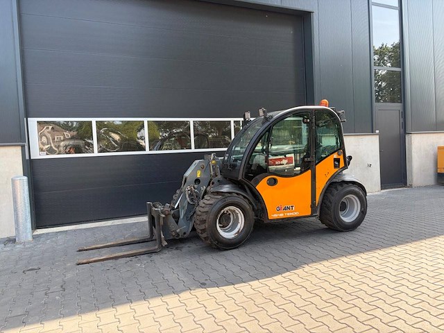 Verreiker giant 4548 tendo diesel 33kw 1400kg 4.8m 2014 - afbeelding 1 van  1