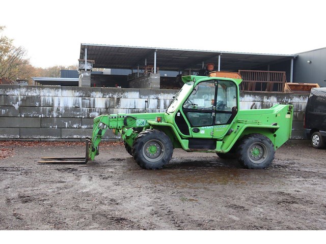 Verreiker merlo p38.14 diesel 3800kg 14m 2012 - afbeelding 1 van  1