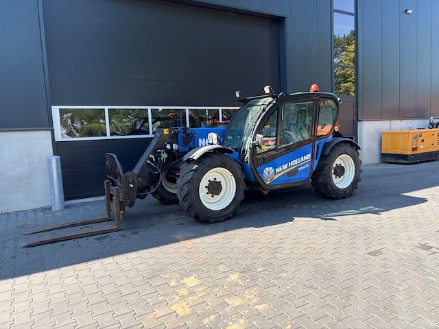 Verreiker new holland lm5030 diesel 75kw 2800kg 6.35m 2013 - afbeelding 1 van  1