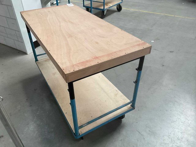Verrijbare werktafel - afbeelding 1 van  1