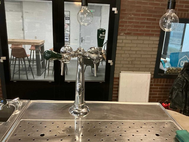 Verrijdbaar barmeubel met biertap - afbeelding 12 van  16
