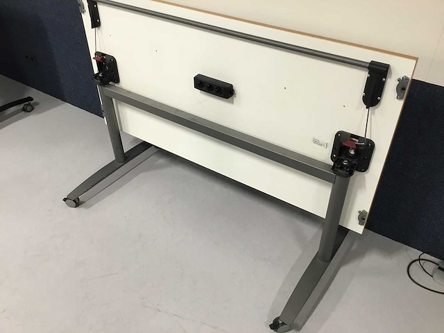 Verrijdbaar bureau (4x) - afbeelding 3 van  5