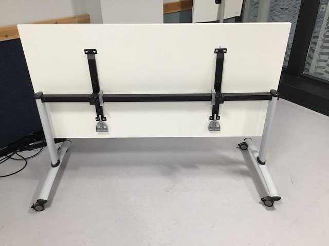 Verrijdbaar bureau (4x) - afbeelding 1 van  4