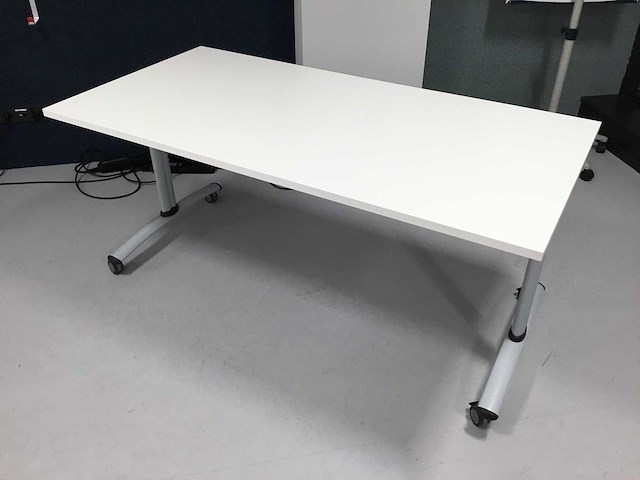 Verrijdbaar bureau (4x) - afbeelding 3 van  4
