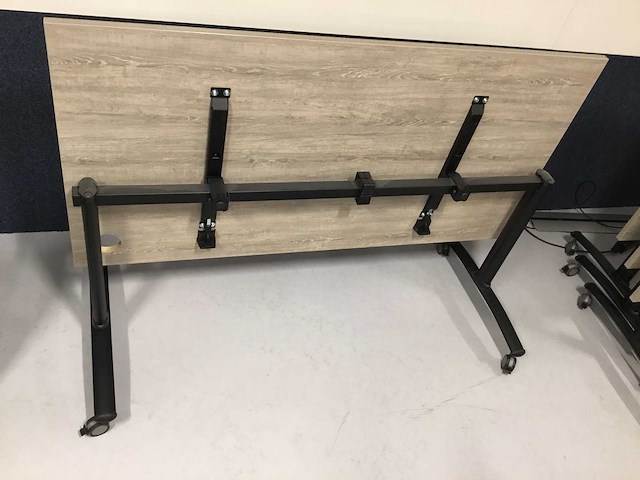 Verrijdbaar bureau met kabelgat (2x) - afbeelding 3 van  4