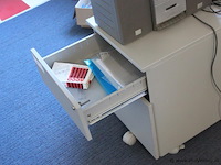 Verrijdbaar ladeblok / archiefkast - afbeelding 3 van  3