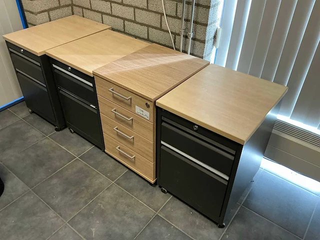 Verrijdbaar ladenblok (4x) - afbeelding 1 van  3