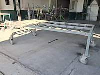 Verrijdbaar metalen frame - afbeelding 2 van  4