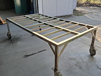 Verrijdbaar metalen frame - afbeelding 4 van  4