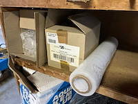 Verrijdbaar meubel met diverse inhoud - afbeelding 6 van  10