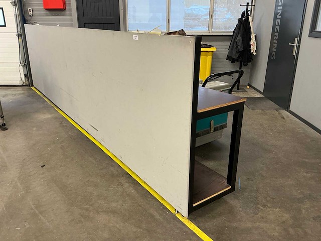 Verrijdbaar stalen baliemeubel - afbeelding 1 van  5