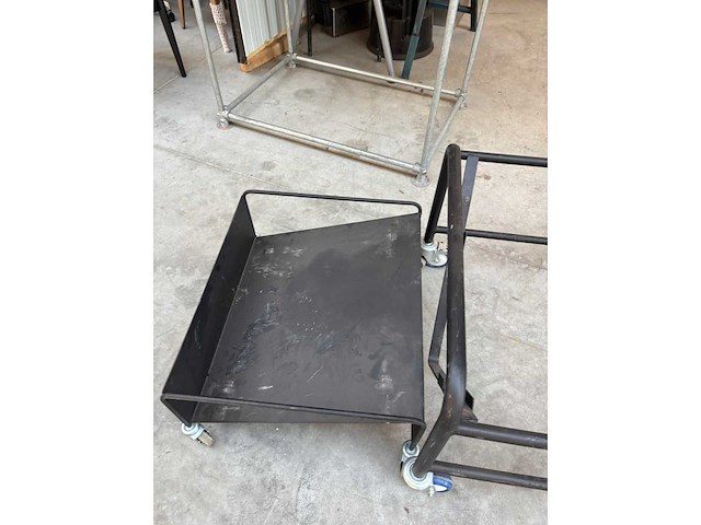 Verrijdbaar stoelenwagen (3x) - afbeelding 4 van  4