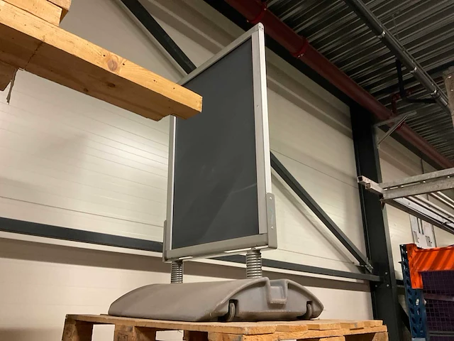 Verrijdbaar stoepbord - afbeelding 1 van  2