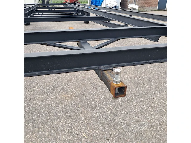 Verrijdbaar tiny house chassis, thomassen metaalbouw - afbeelding 3 van  12