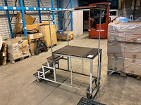 Verrijdbaar werkplatform - afbeelding 1 van  5