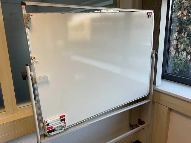 Verrijdbaar whiteboard - afbeelding 2 van  2