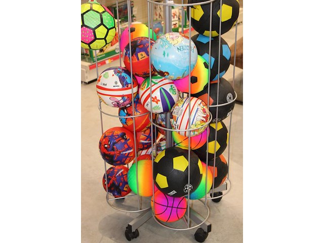 Verrijdbare ballenrek met diverse ballen incl. rek, hoogte rek 192 cm. - afbeelding 4 van  4