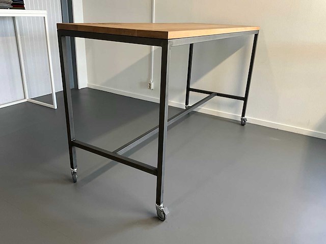 Verrijdbare bartafel - afbeelding 1 van  5