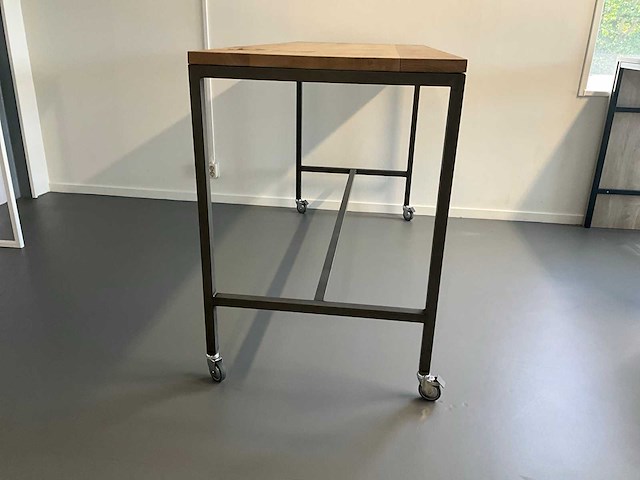 Verrijdbare bartafel - afbeelding 2 van  5