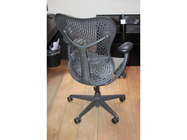 Verrijdbare bureaustoel herman miller - afbeelding 3 van  3