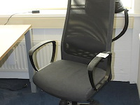 Verrijdbare bureaustoel met armleuningen ikea. - afbeelding 2 van  2