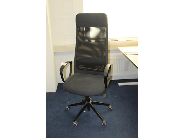 Verrijdbare bureaustoel met armleuningen ikea. - afbeelding 2 van  2